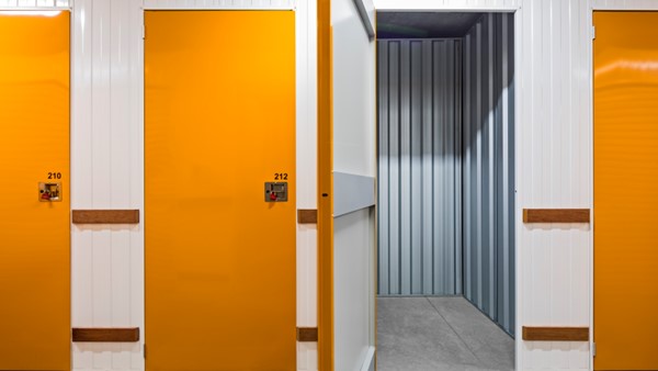 Oran Park Storage Rent a Space Closet/Walk in Robe storage unit